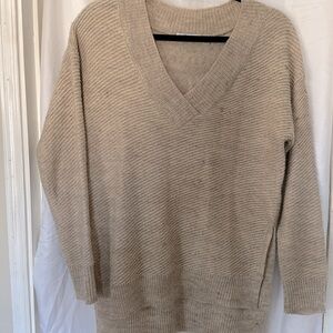 Dex wool sweater